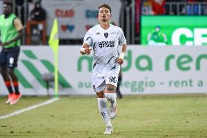 记者：S-埃斯波西托只想加盟卡利亚里，后者报价400万欧+40%二转