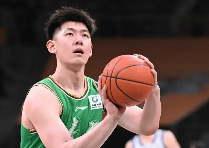 九游官网-张陈治锋被弃用原因！挡拆+得分能力不强，莱迪出价值后难重用！|辽宁|吴昌泽|篮板|CBA|太行_新浪体育_新浪新闻